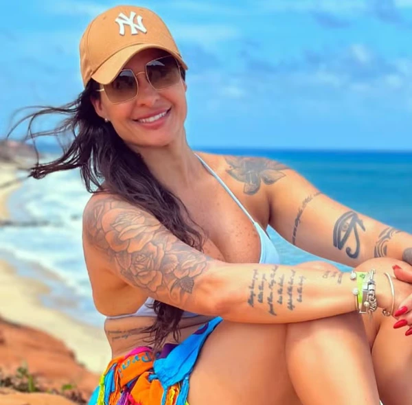 Tamyris Teixeira Santos por Reprodução