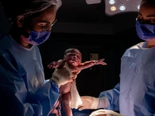 Imagem - Primeiros gêmeos nascem na nova maternidade municipal de Salvador