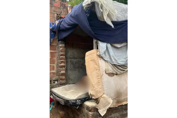 Adolescente era mantida em canil por Reprodução