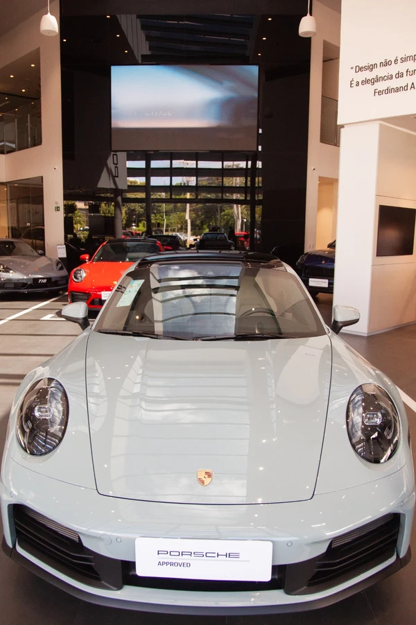 Como quer seu Porsche? por Sora Maia