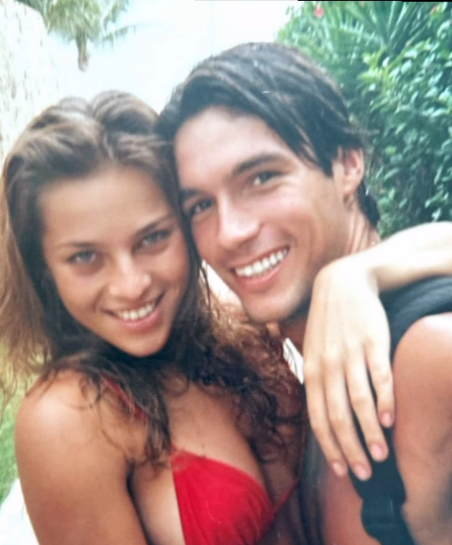 Artistas se reencontraram após 25 anos por Reprodução | Instagram