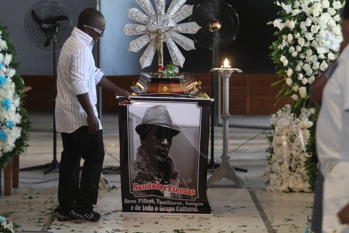 Enterro de Augusto Omolú por Arquivo CORREIO