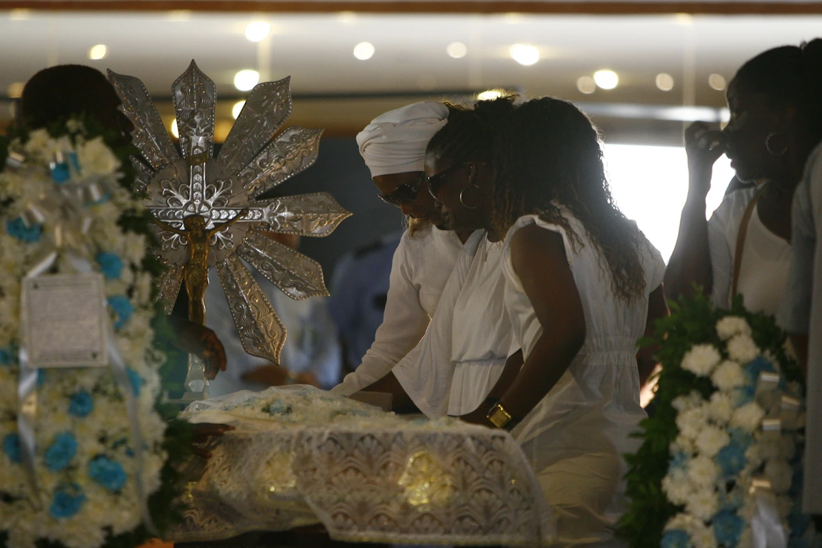 Enterro de Augusto Omolú por Arquivo CORREIO