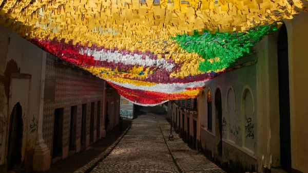 Entre cores, azulejos e história: caminhar por São Luís é descobrir detalhes que transformam cada esquina em cenário por Pexels