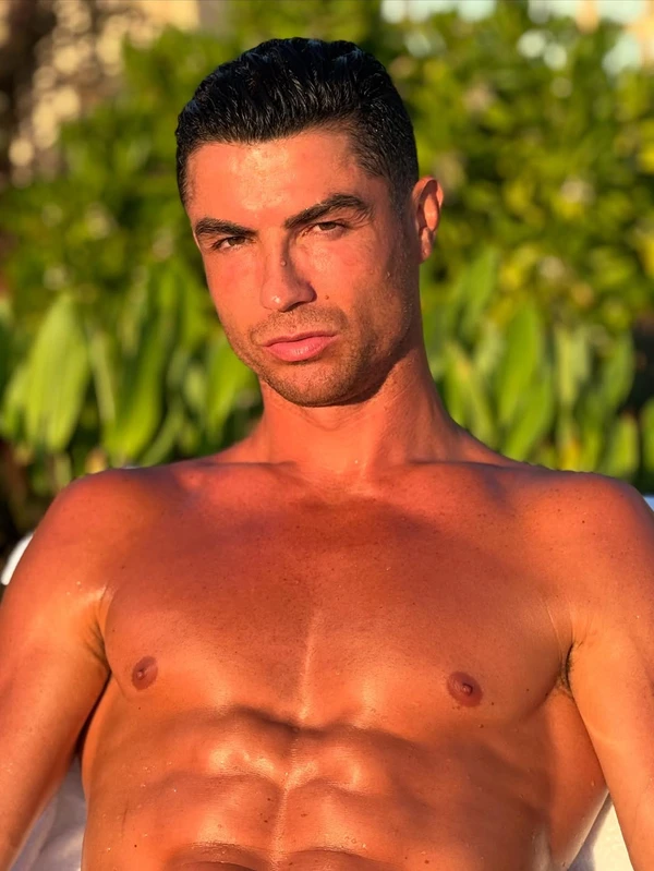 Físico de Cristiano Ronaldo por Reprodução/Instagram