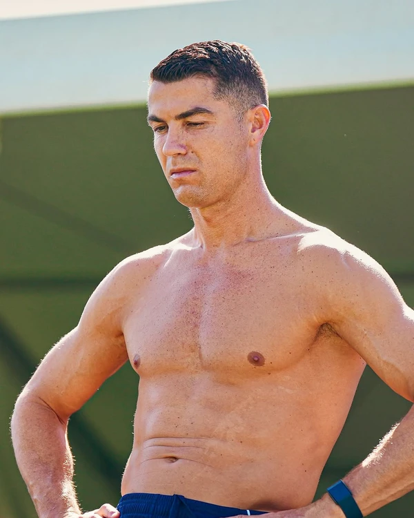 Físico de Cristiano Ronaldo por Reprodução/Instagram