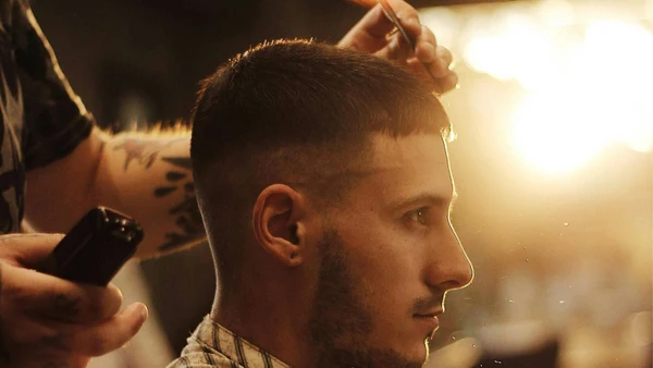 Menos tempo arrumando, mais cabelo no lugar, o estilo que funciona na vida real por Pexels