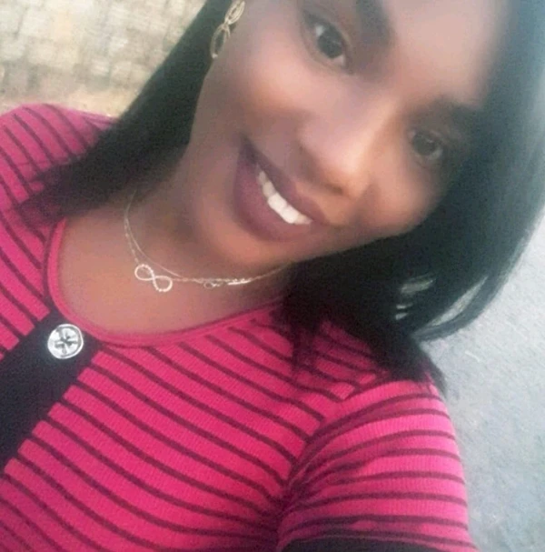 Sinaria foi morta dentro da própria casa por Reprodução