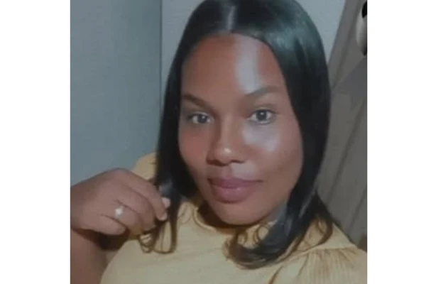 Sinaria foi morta dentro da própria casa por Reprodução