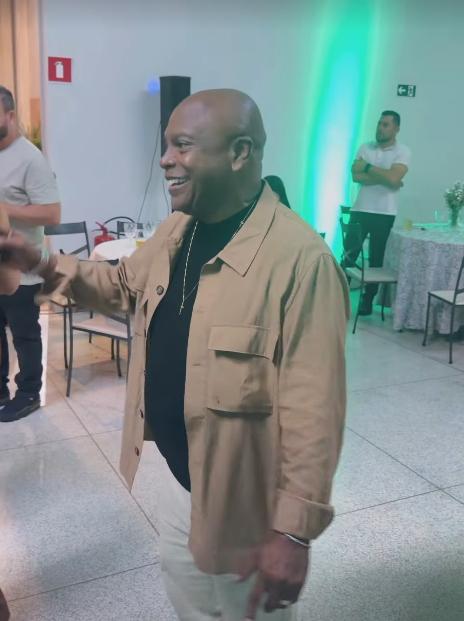 Cantor visitou cidade natal por Reprodução | Instagram