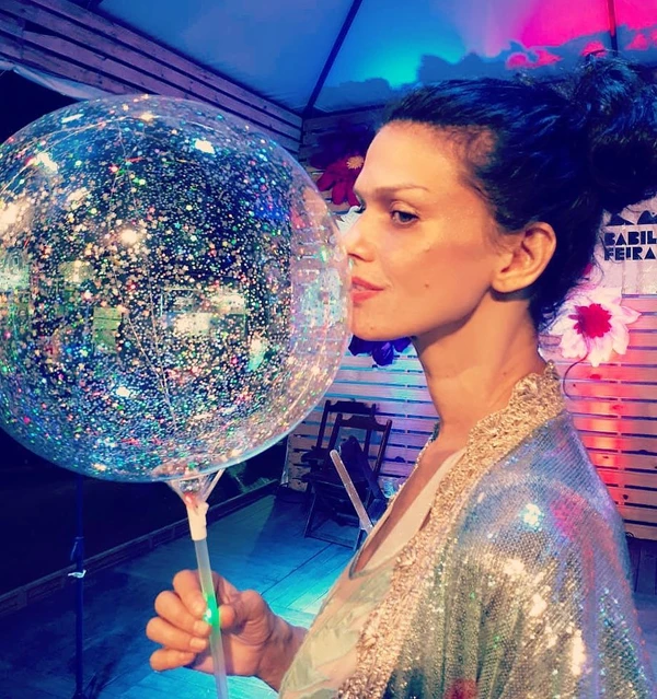 Karina Zeviani por Reprodução/Instagram