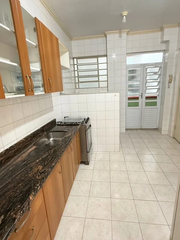 Apartamento no Edifício Oceania por Reprodução