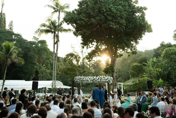 Felipe Suhre e Erick Andrade celebraram casamento em cerimônia emocionante no Rio por Reprodução/Instagram