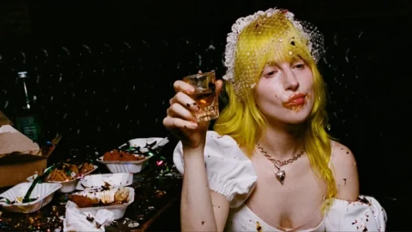 Hayley Williams  por Divulgação 