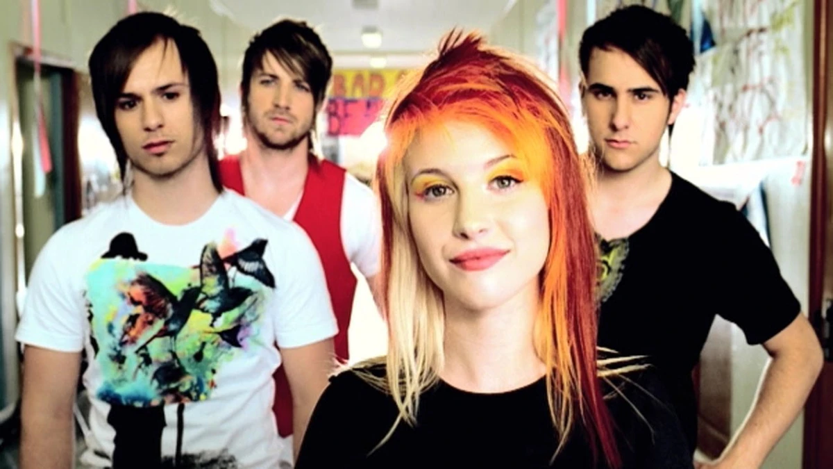 Hayley Williams é vocalista da banda Paramore  por Reprodução/YouTube