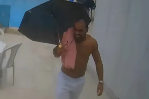 Imagens mostram Dadá em mansão no Vidigal por Reprodução/Fantástico