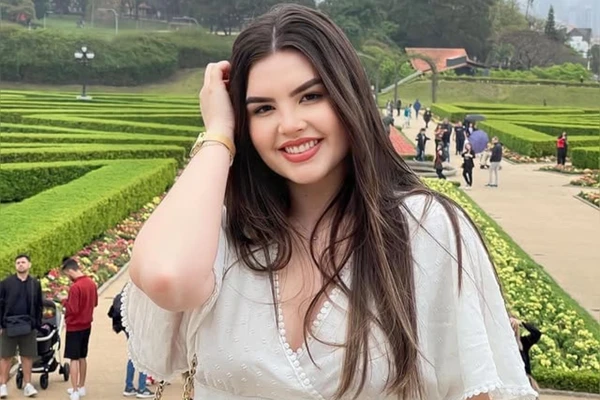 Julia Vitoria Sobierai Cardoso