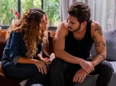 Imagem - Moto de Agrado é encontrada tombada em estrada e João Raul surta em ‘Coração Acelerado’ nesta terça (28 de abril)