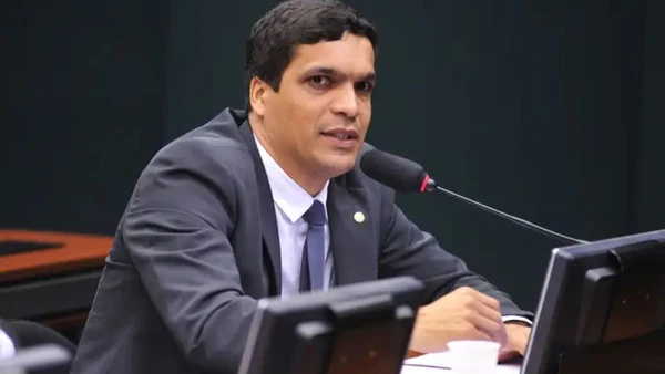Entre orações e polêmicas: como Cabo Daciolo tenta unir o voto evangélico e militar em 2026 por Zeca Ribeiro/Câmara dos Deputados
