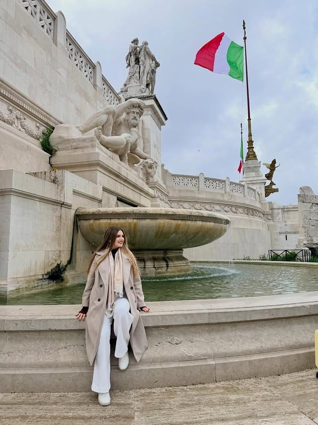 Julia Vitoria Sobierai Cardoso por Reprodução