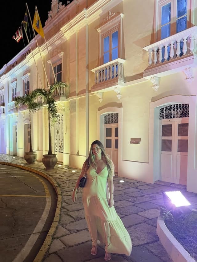 Julia Vitoria Sobierai Cardoso por Reprodução