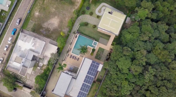 Maiara e Maraisa mostram mansão estratégica em SP usada entre shows e viagens por Reprodução/Globo