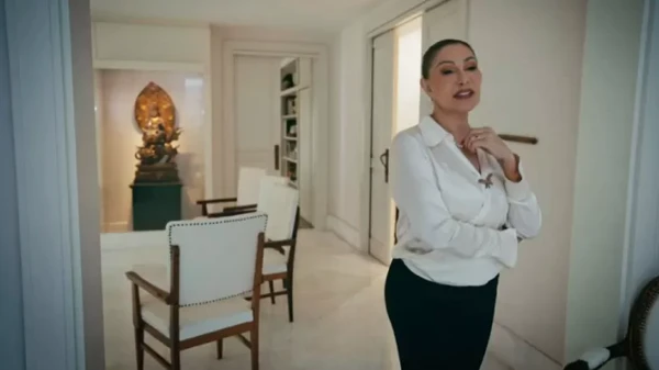 Mansão é avaliada em R$ 50 milhões por Reprodução 