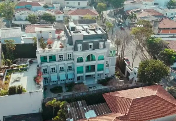 Mansão é avaliada em R$ 50 milhões por Reprodução | Globoplay