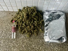 Imagem - Operação prende dois suspeitos e apreende drogas na Gamboa