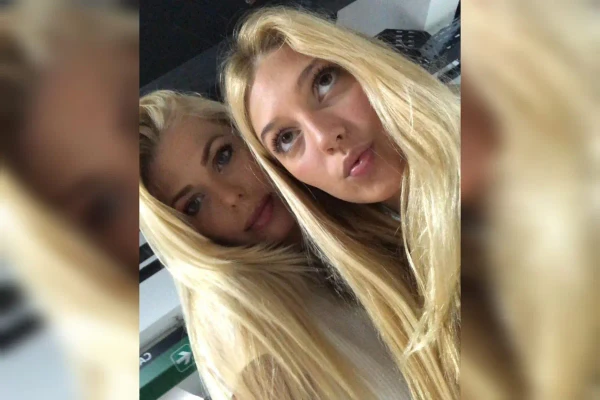 Caroline Bittencourt e a filha  por Reprodução/Instagram