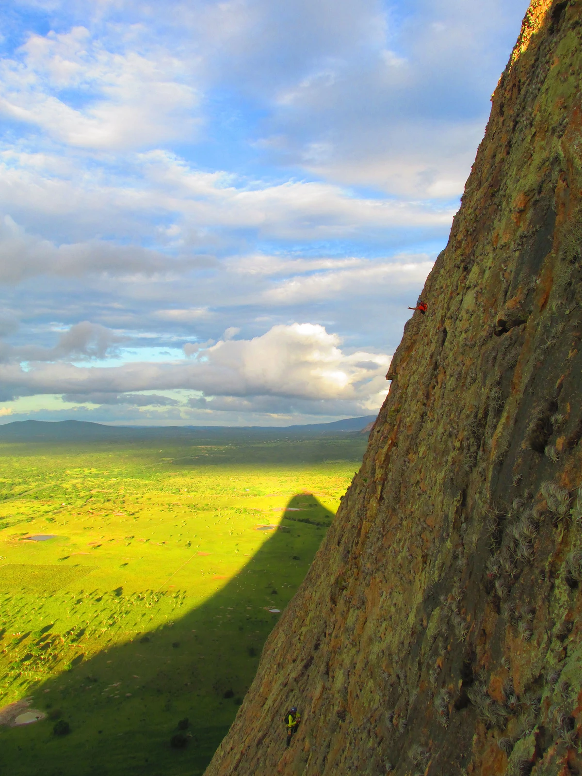 Conheça Itatim, destino de escaladores de todo o Brasil por Reprodução