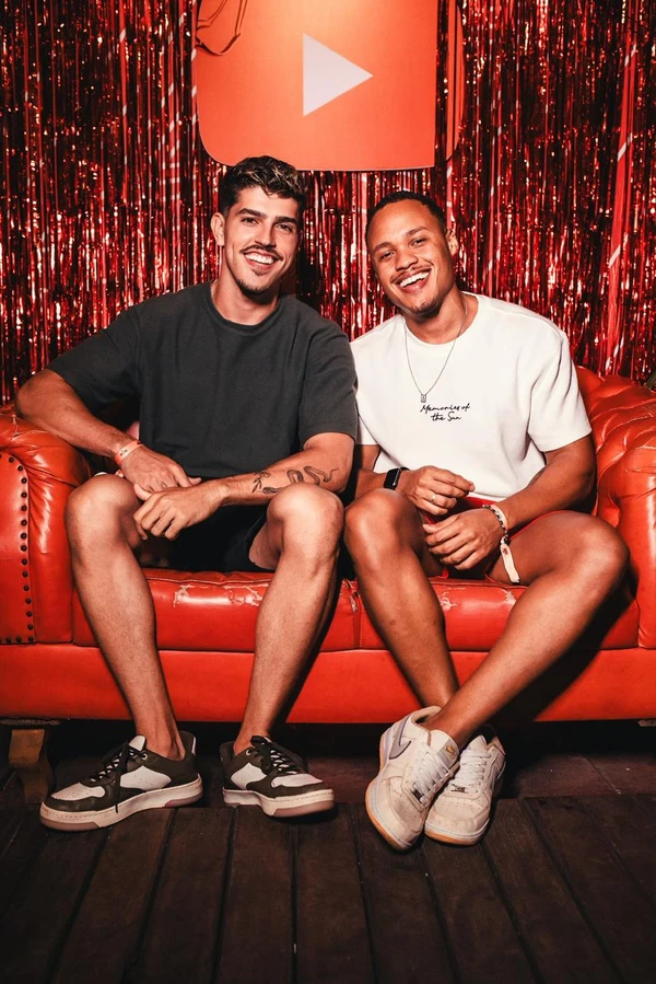 Racismo: Justiça condena réu a pagar R$ 70,6 mil a influenciador baiano por Redes sociais 