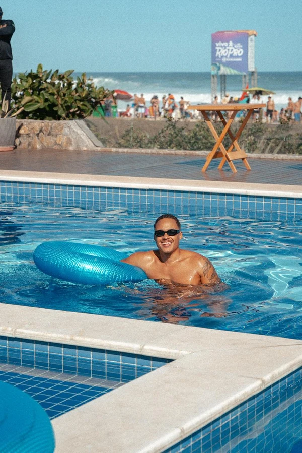 Racismo: Justiça condena réu a pagar R$ 70,6 mil a influenciador baiano por Redes sociais 