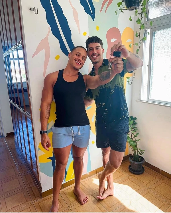 Racismo: Justiça condena réu a pagar R$ 70,6 mil a influenciador baiano por Redes sociais