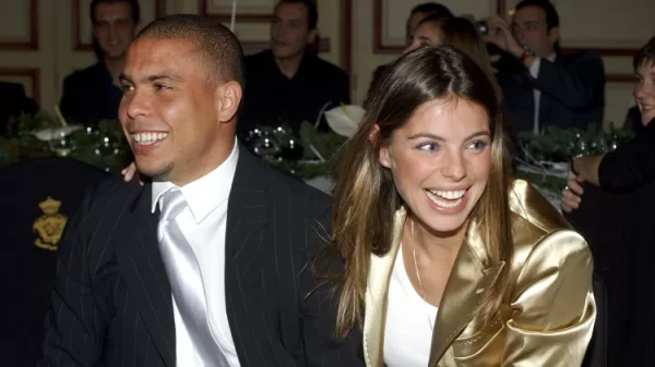 Ronaldo e Daniela Cicarelli; casamento que mobilizou a alta sociedade durou menos de três meses por Reprodução/Getty Images