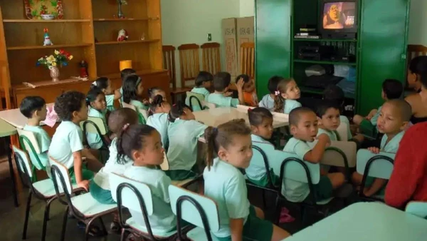876 cidades do Brasil deixam crianças sem escola e mães sem emprego por Antonio Cruz/Agência Brasil