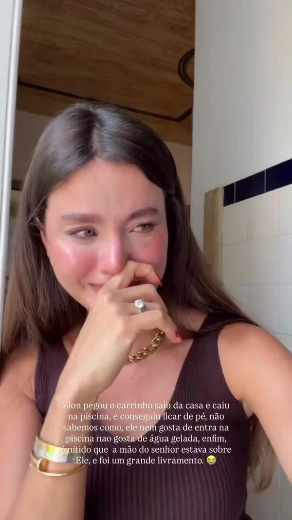 Biah Rodrigues relata susto com acidente doméstico com filho caçula por Reprodução/Instagram