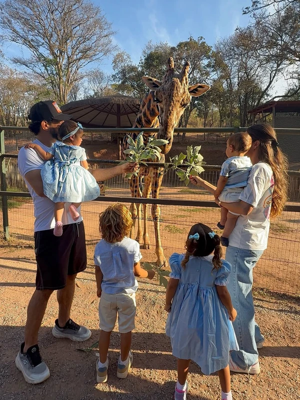 Biah Rodrigues, Sorocaba e filhos por Reprodução/Instagram