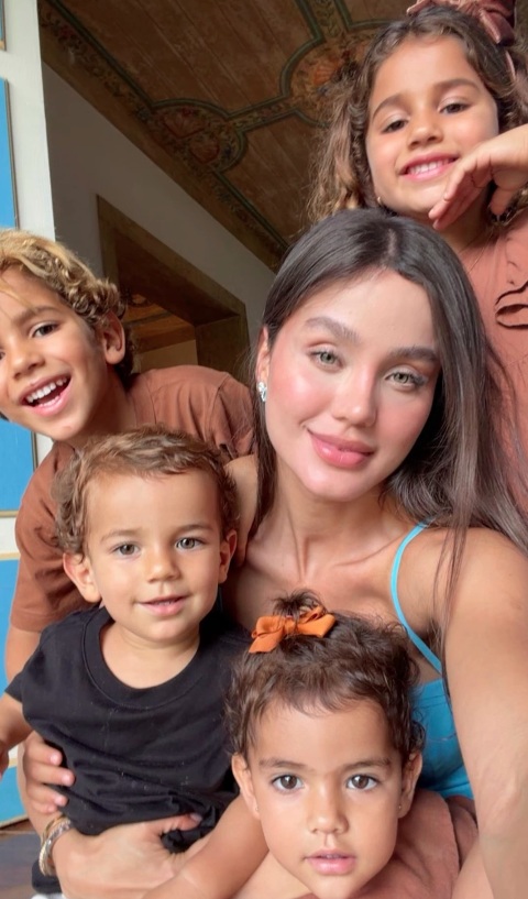 Biah Rodrigues, Sorocaba e filhos por Reprodução/Instagram