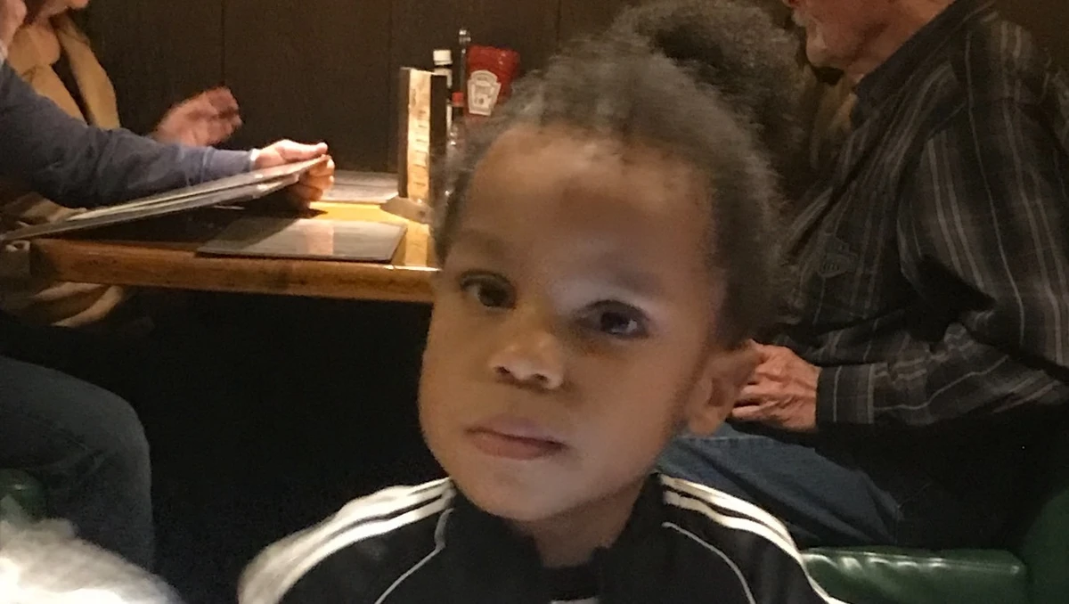 Elyjah Hearn por Reproudução