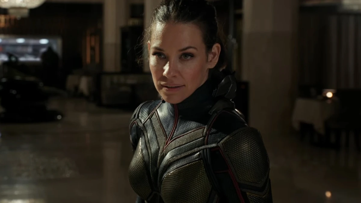 Evangeline Lilly  por Reprodução