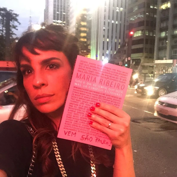 Maria Ribeiro  por Divulgação