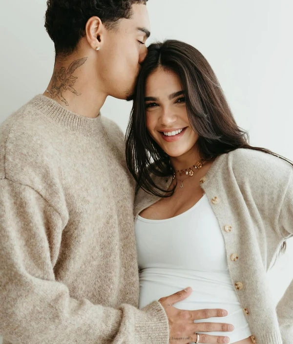 Giovanna Buscacio e João Mendes por Reprodução/Instagram