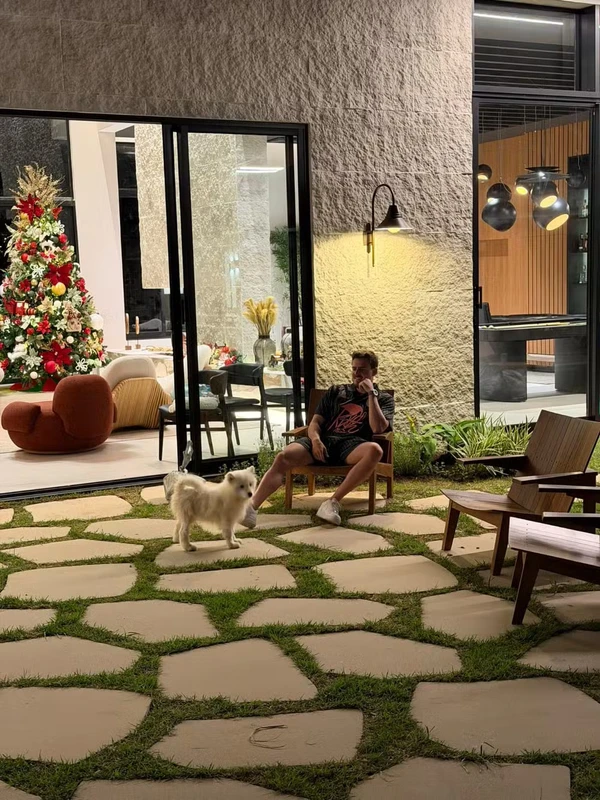 Jon Vlogs por Reprodução