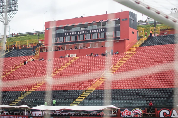 O Barradão será o palco da partida 