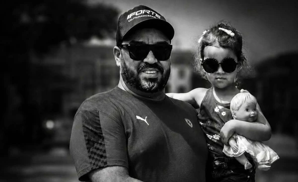 Alessandro e a filha Ana Laura por Reprodução