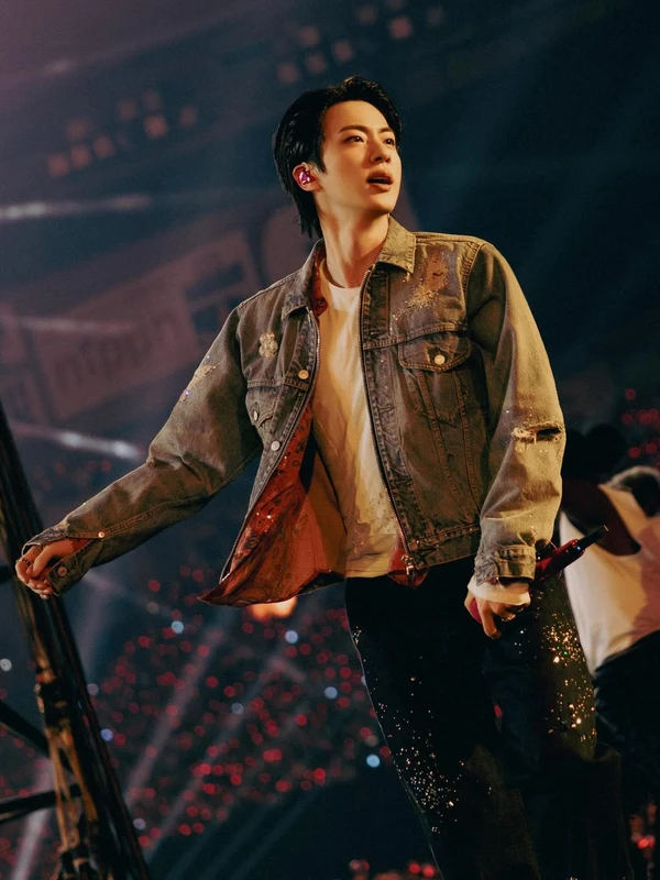 BTS - Arirang Tour por Reprodução
