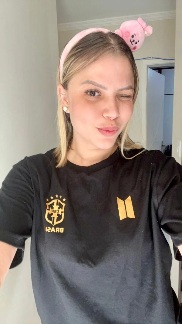 Para Caroline Barbosa, a música “Save Me” marca um momento importante de sua trajetória pessoal por Divulgação
