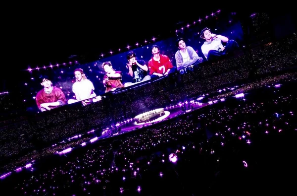 BTS - Tour Arirang por Divulgação