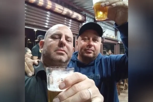 Knaipp e Mazeppa eram amigos há 20 anos